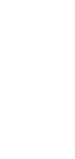 Estatua de magistrado con libros de derecho